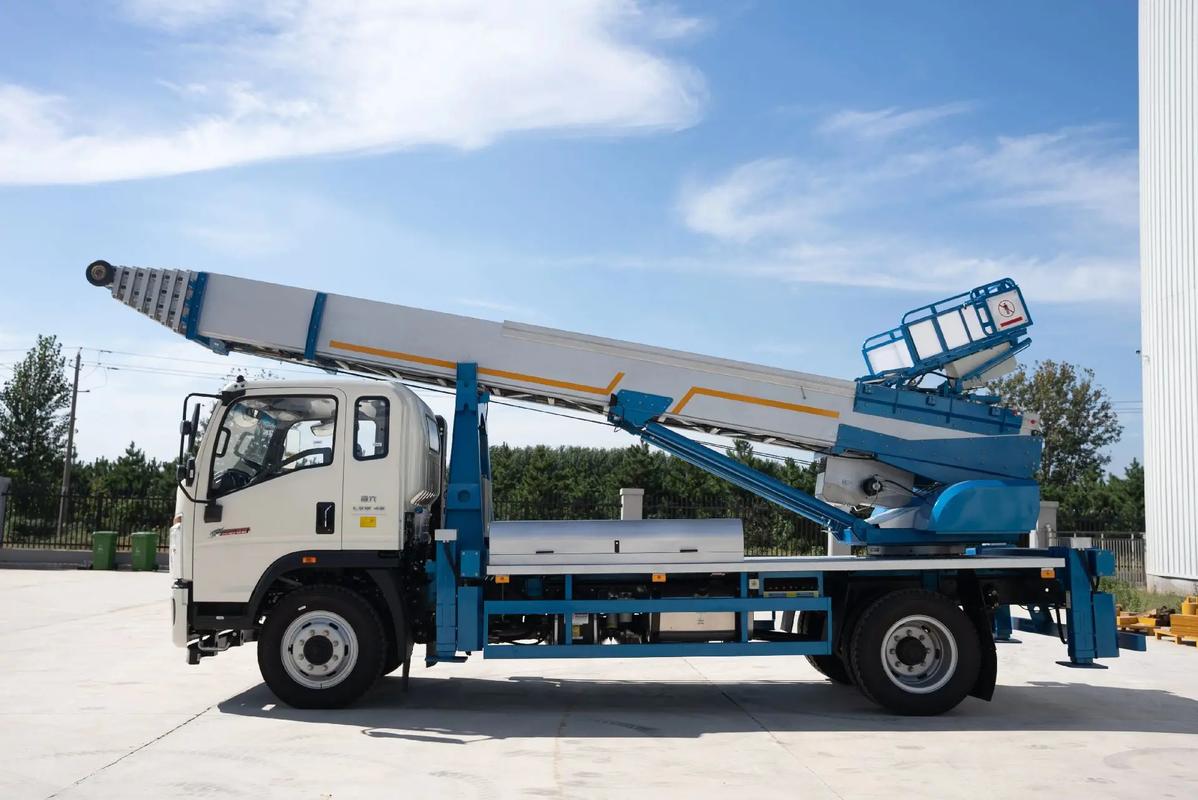 莆田云梯上料车租赁费用